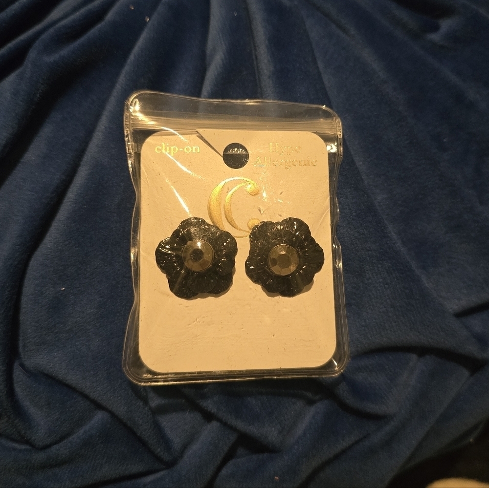 Charming Charlie | Black Flower Clip-On Earrings